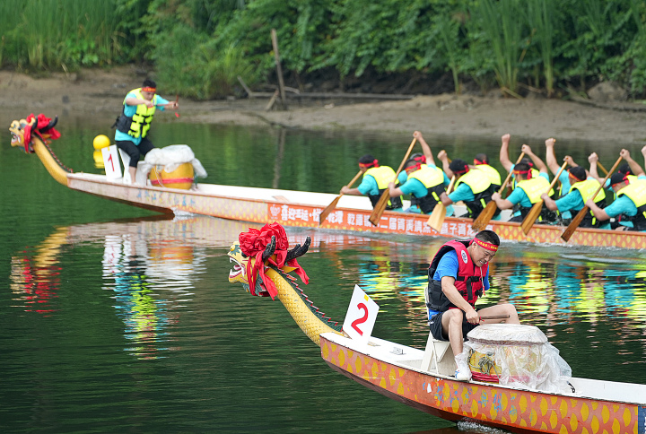 乡村传统划龙舟赛,传承古老的水上文化的简单介绍 乡村传统划龙舟赛,传承古老的水上文化的简单介绍