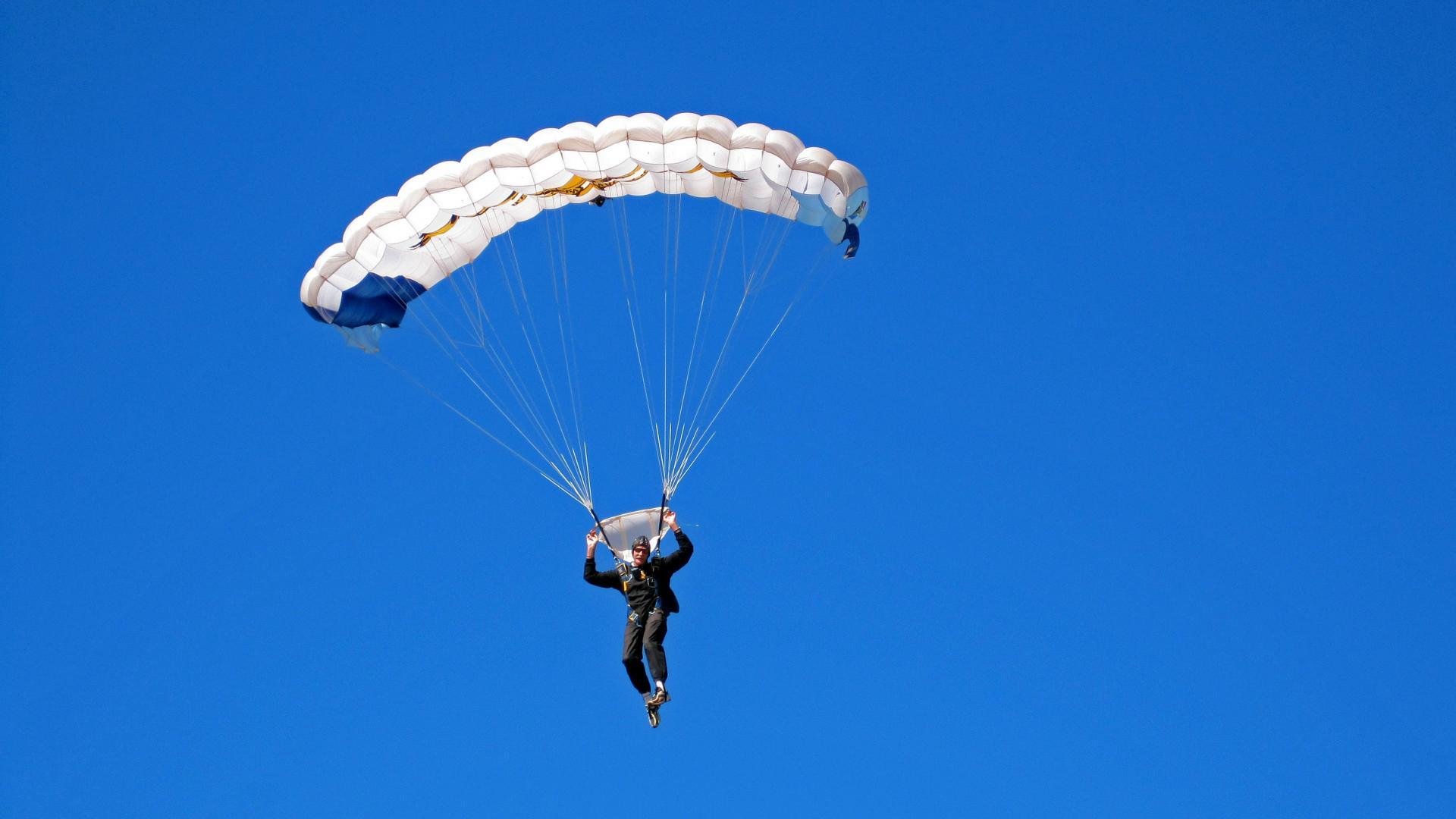 米兰体育APP在线-地方队主教练访谈强调基础训练的重要性引起热烈反响